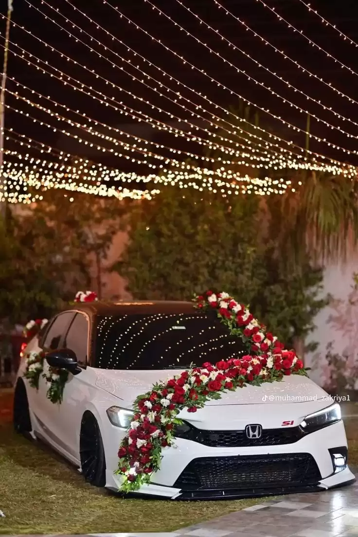 Elegant Red Flowers Car Decoration